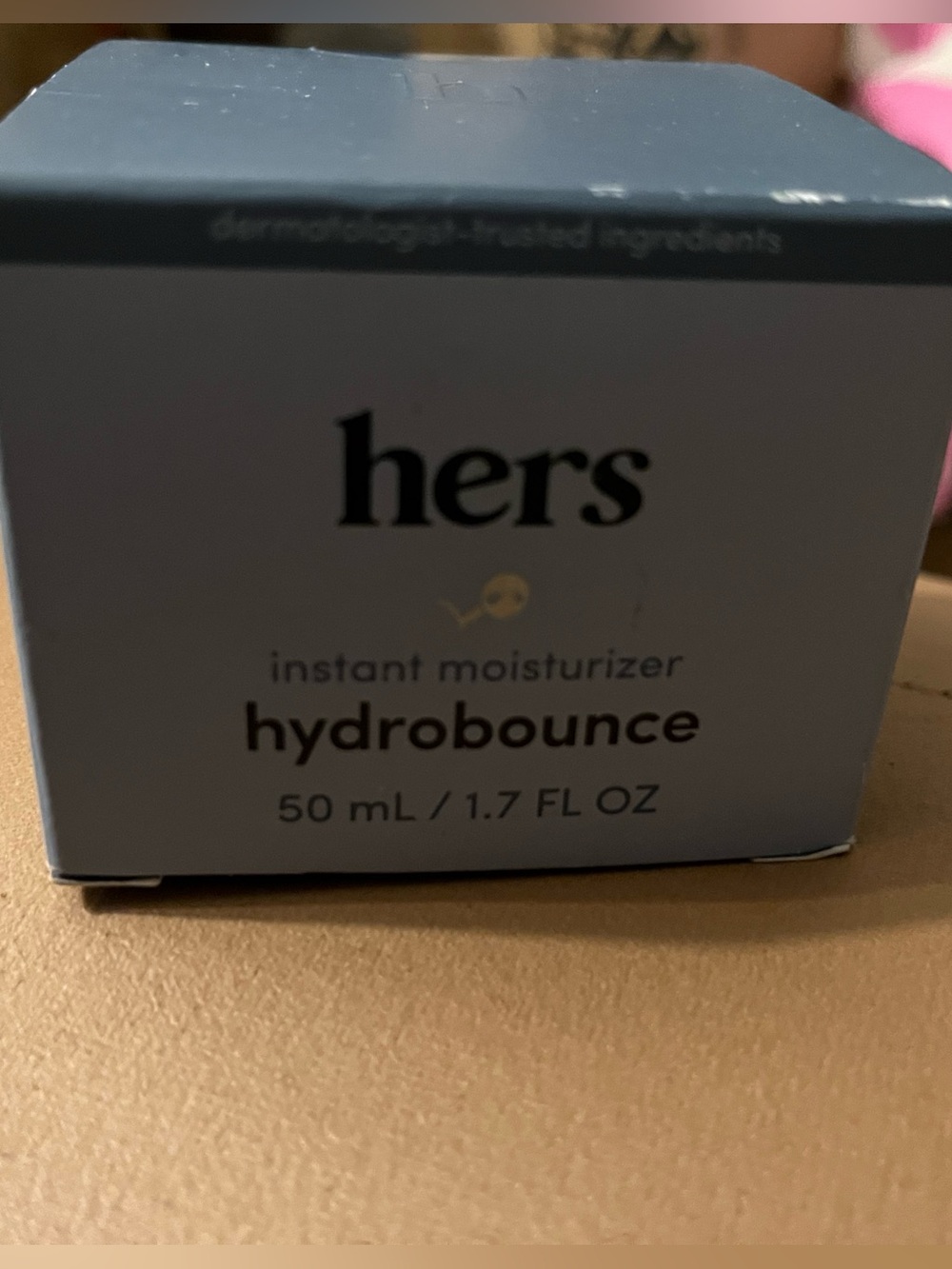 hers Hydrobounce Instant Moisturizer – Pale Blue